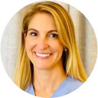 About Lindsay C. Mendez